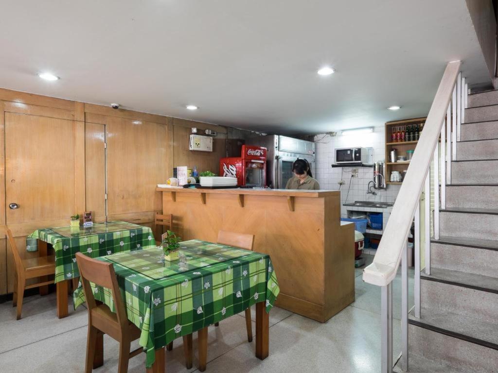 Muangphol Mansion Hotel Bangkok