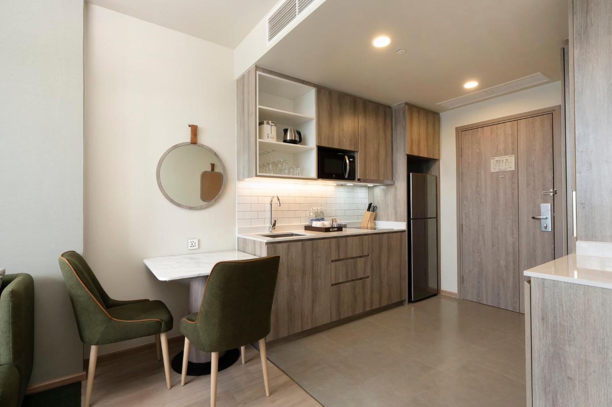Staybridge Sukhumvit By Ihg Hotel 4*