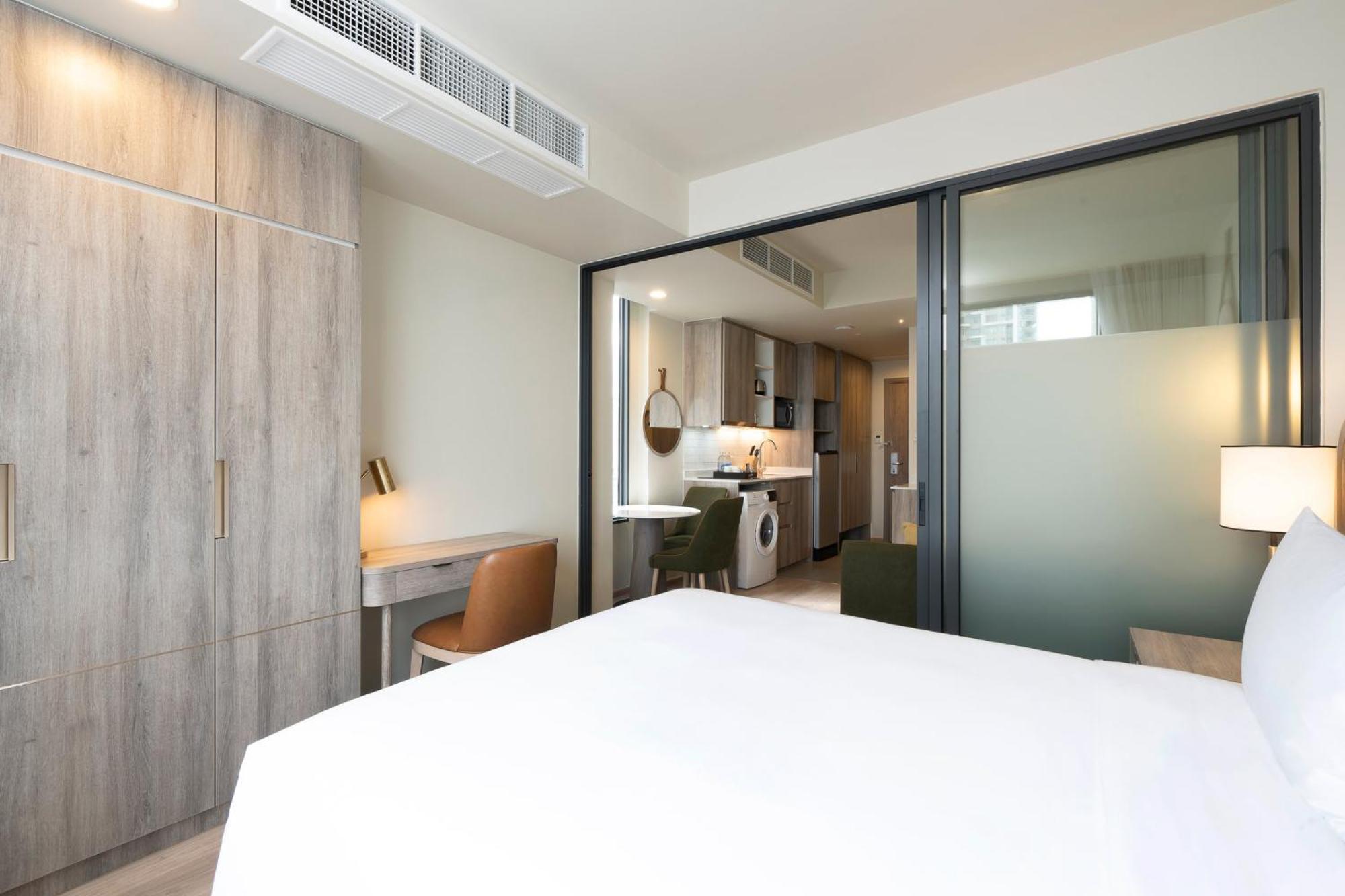 Staybridge Sukhumvit By Ihg Hotel