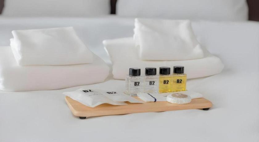 B2 Huai Khwang Premier Hotel 3*