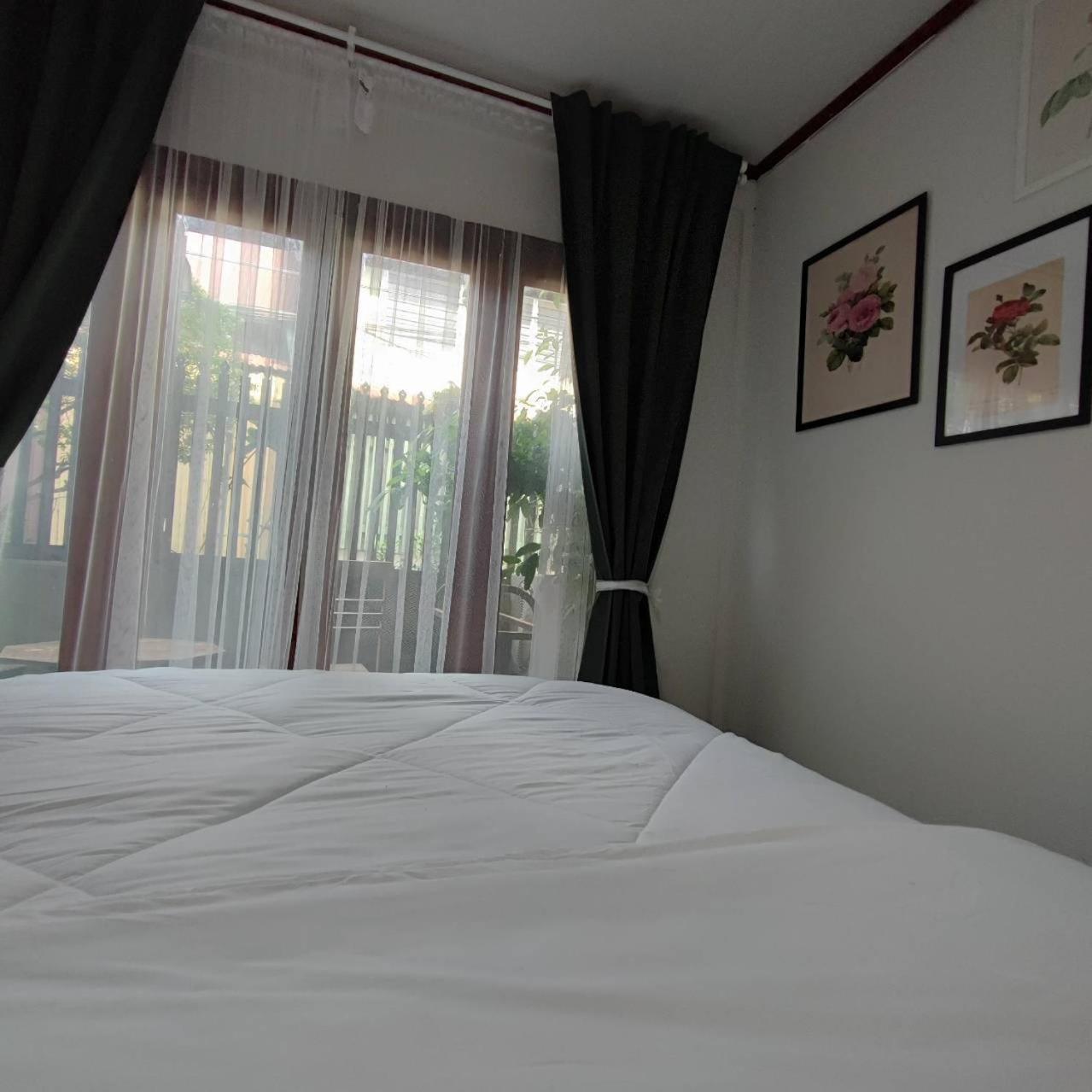 Non House บ้านนอนโฮสเทล Hostel *