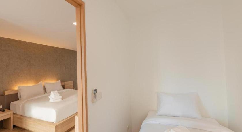 Hotel B2 Huai Khwang Premier