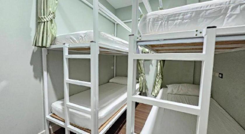 Hostel Baanpin Bangkok