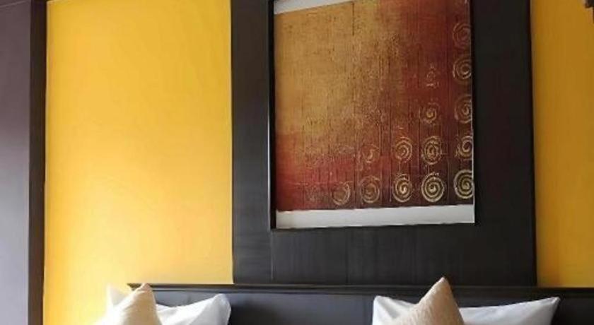 Grand Pinnacle Hotel Bangkok