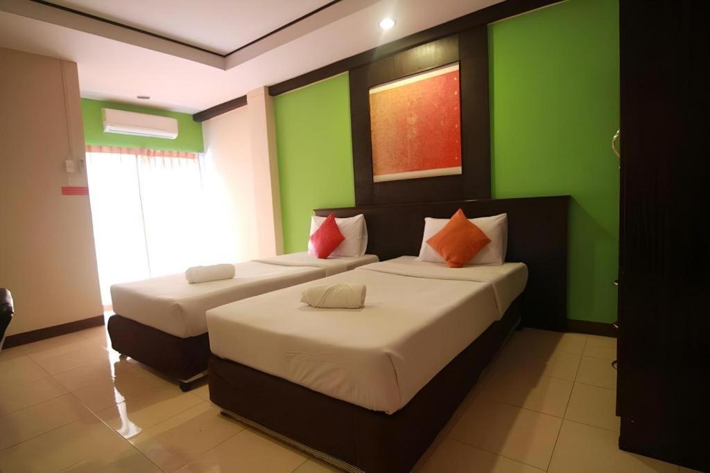 Hotel Grand Pinnacle