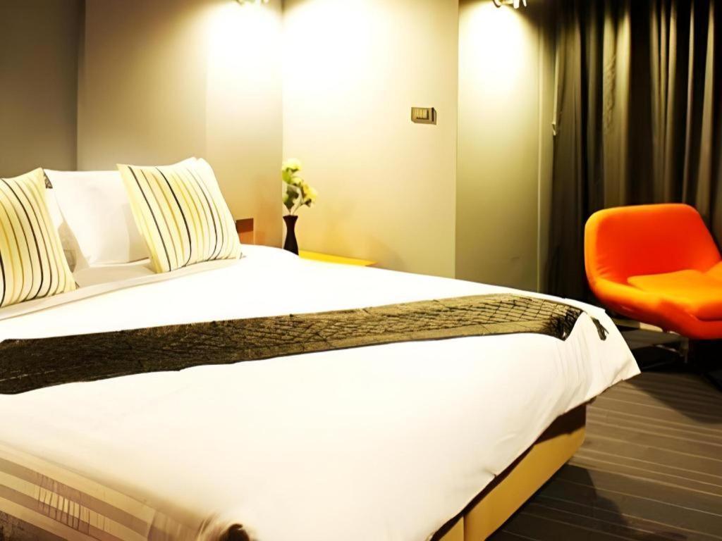 Hotel The Heritage Silom 4*