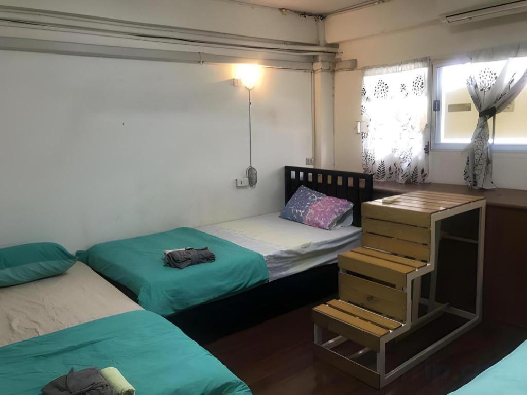 Kamin Bird * Bangkok