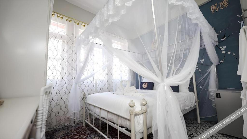 2499 Heritage Chinatown By Roomquest Hotel
