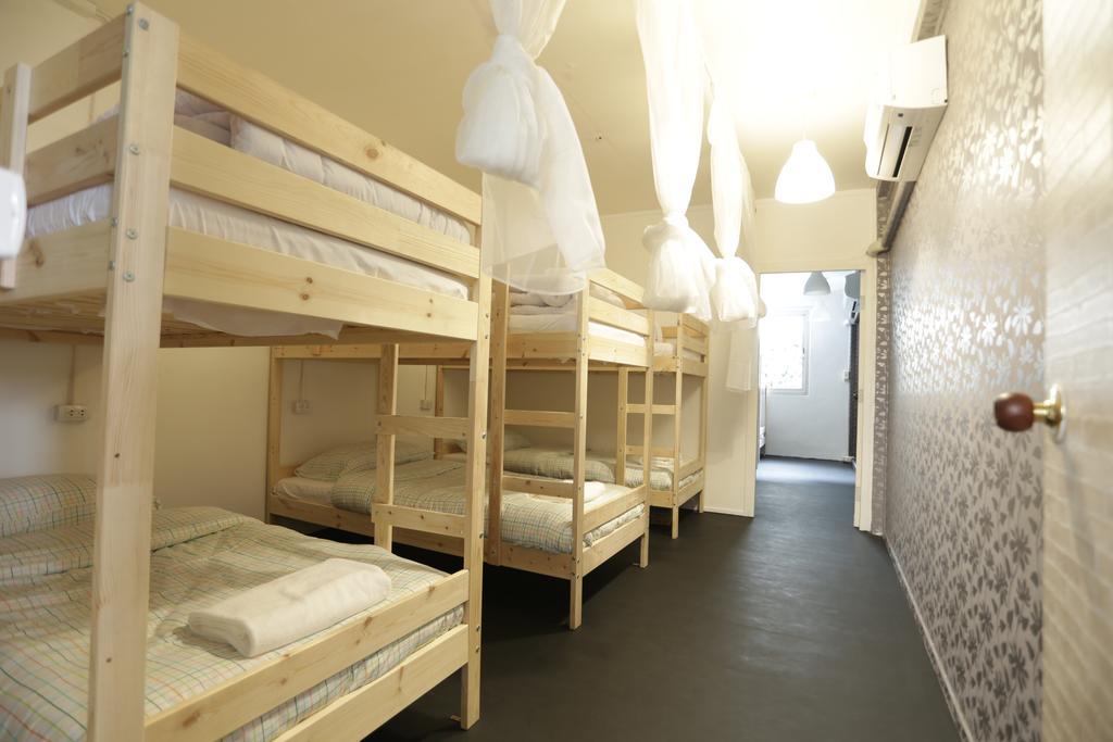 Tiger Lily Hostel *