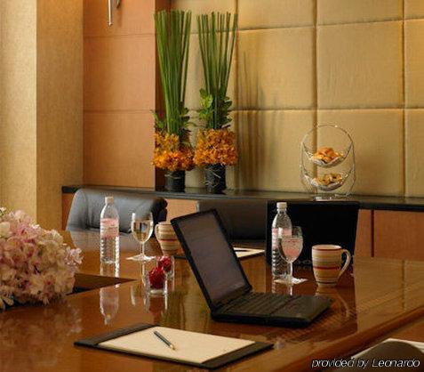 Marriott Executive Mayfair Hotel 5*