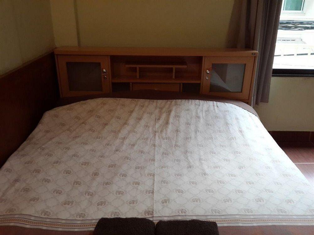 Inn Orchid Place *