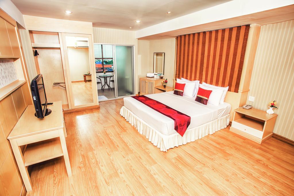 Hotel The Cm