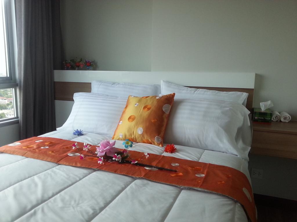 Bluetel Residence Tiwanon Station 4*