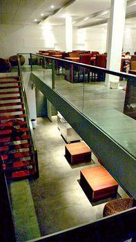 Hotel Luxx Langsuan Bangkok