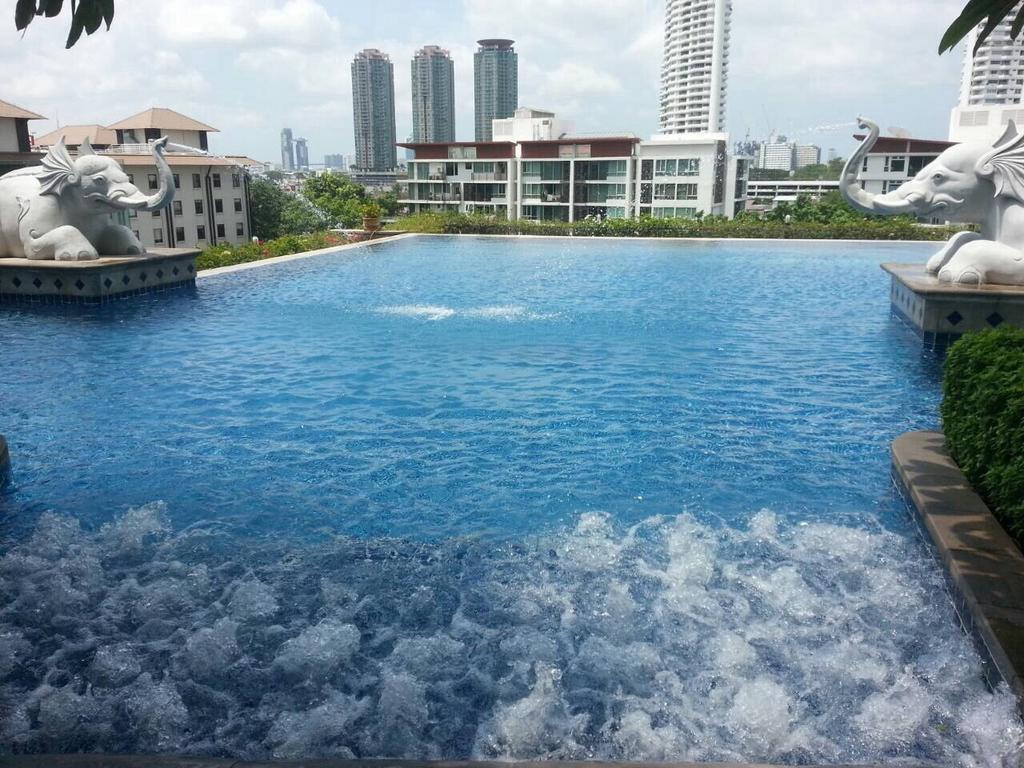 Baan Sathorn Riverfront Apartment Bangkok