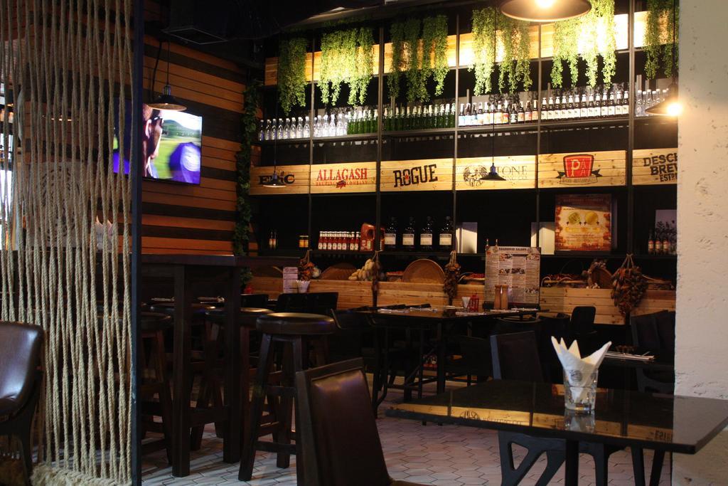 Trinity Silom Hotel 3*
