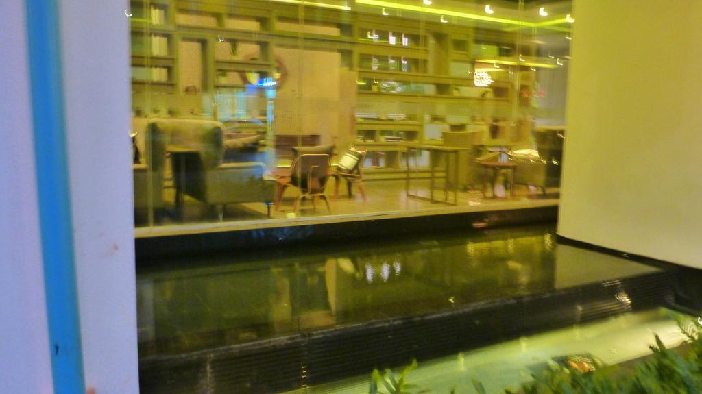 Hotel Bluetel Residence Tiwanon Station 4*