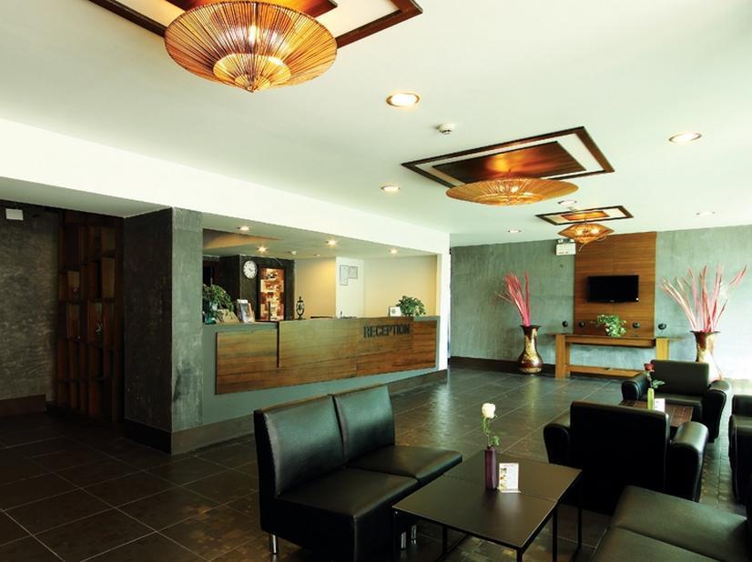 B2 - Srinakarin Hotel 3*