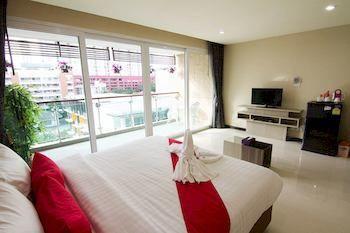 Asrama D-box Bangkok