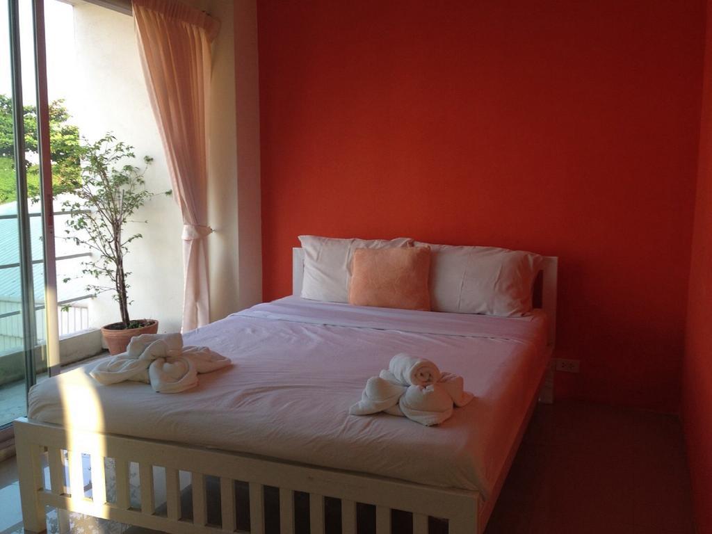 The At Fifty Albergue Bangkok