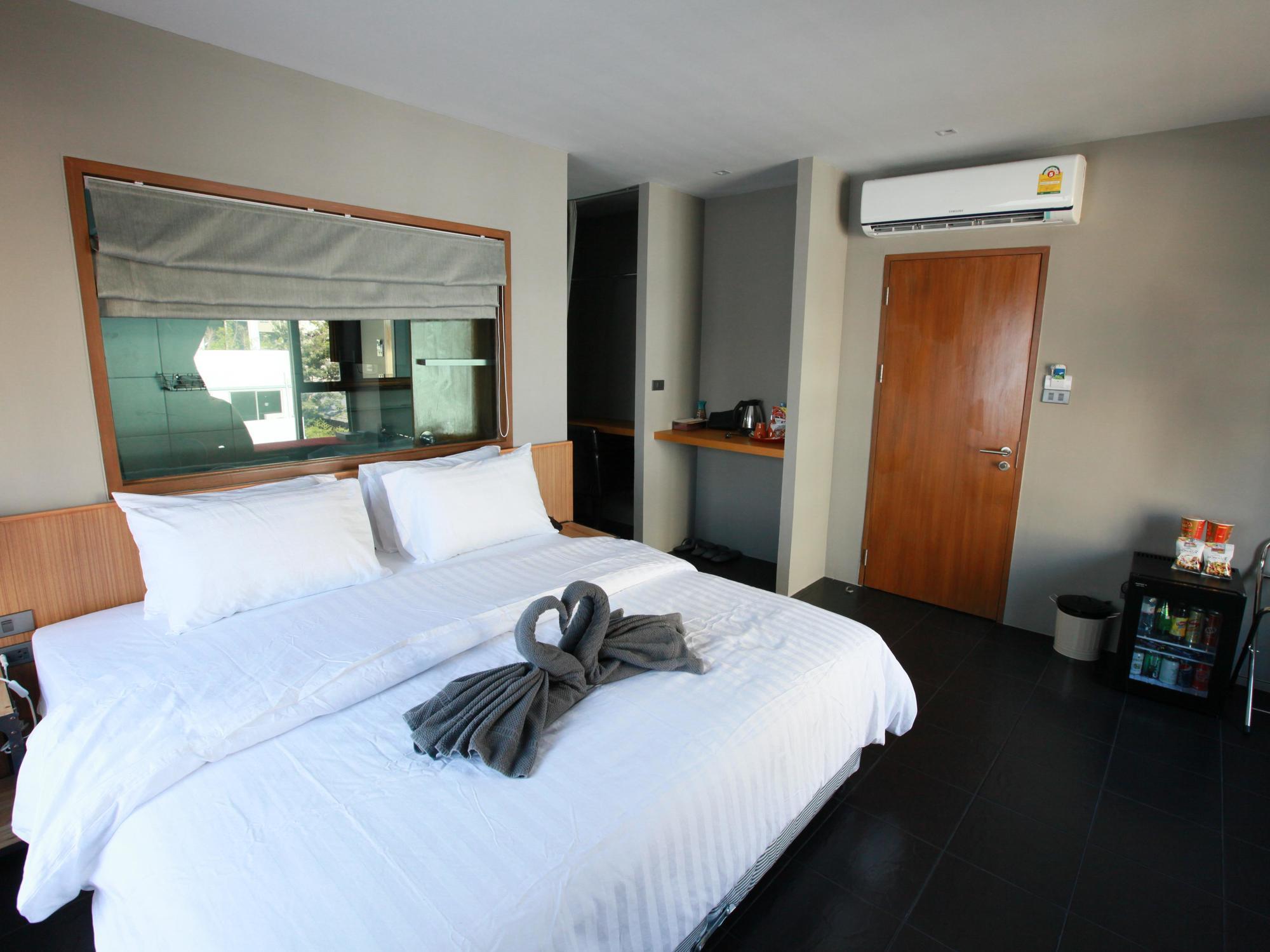 Hotel Siamese Studio