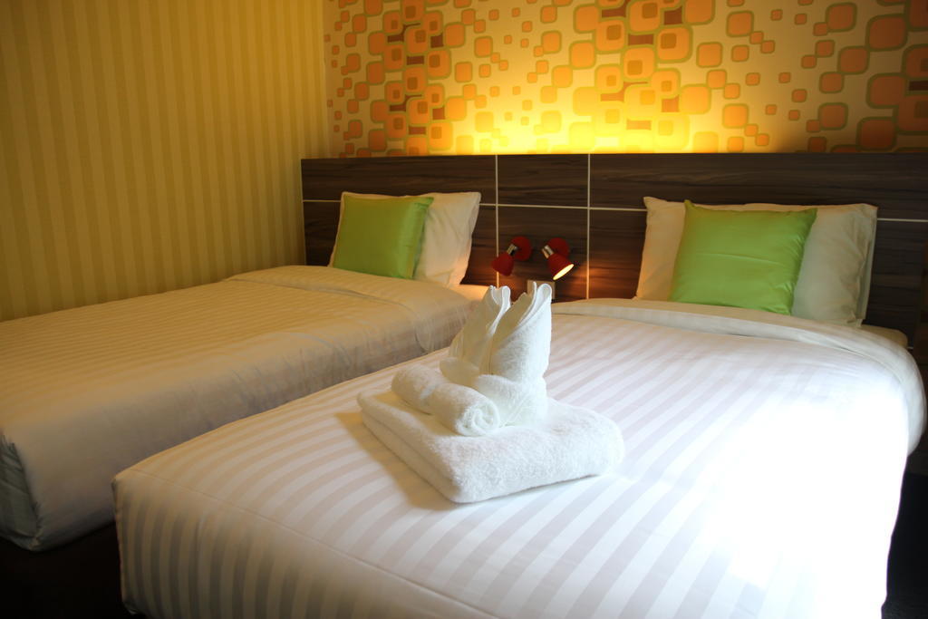 Pakdee Bangkok