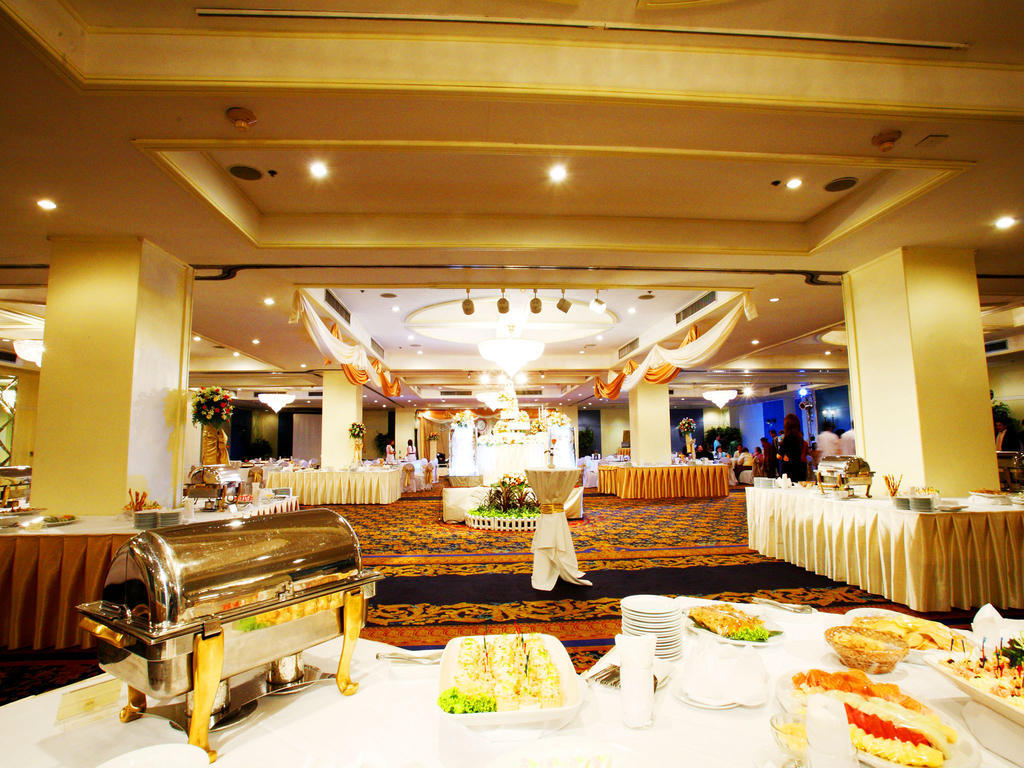 Hotel Montien Riverside