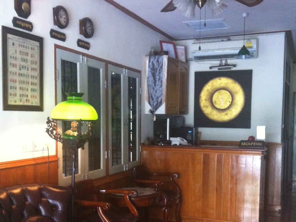 Guest house Baan Chantra 2*