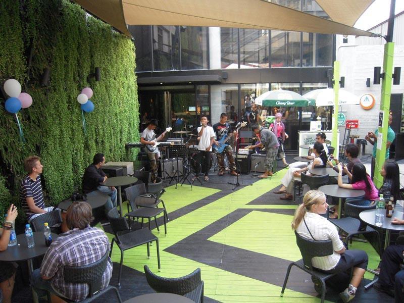 Lub D Siam - Opposite Mbk & Next To Skytrain - Perfect For Shopping Lovers! Hostel