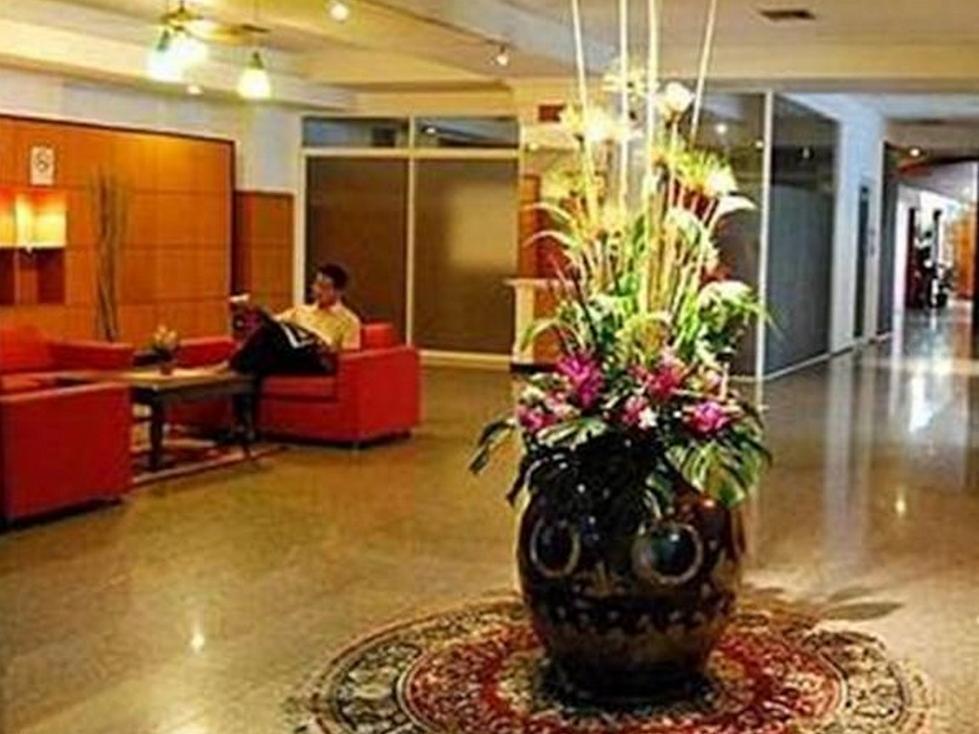 King Royal Garden Hotel