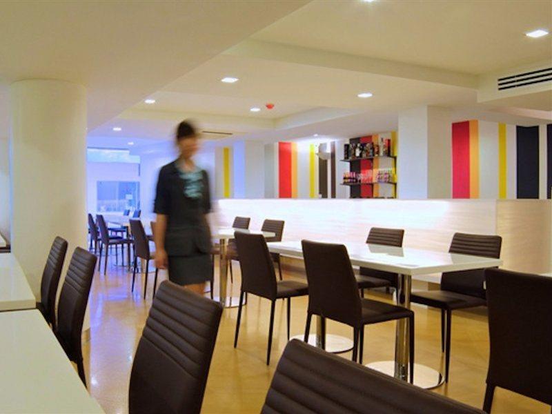 Hotel Grand Alpine Banguecoque
