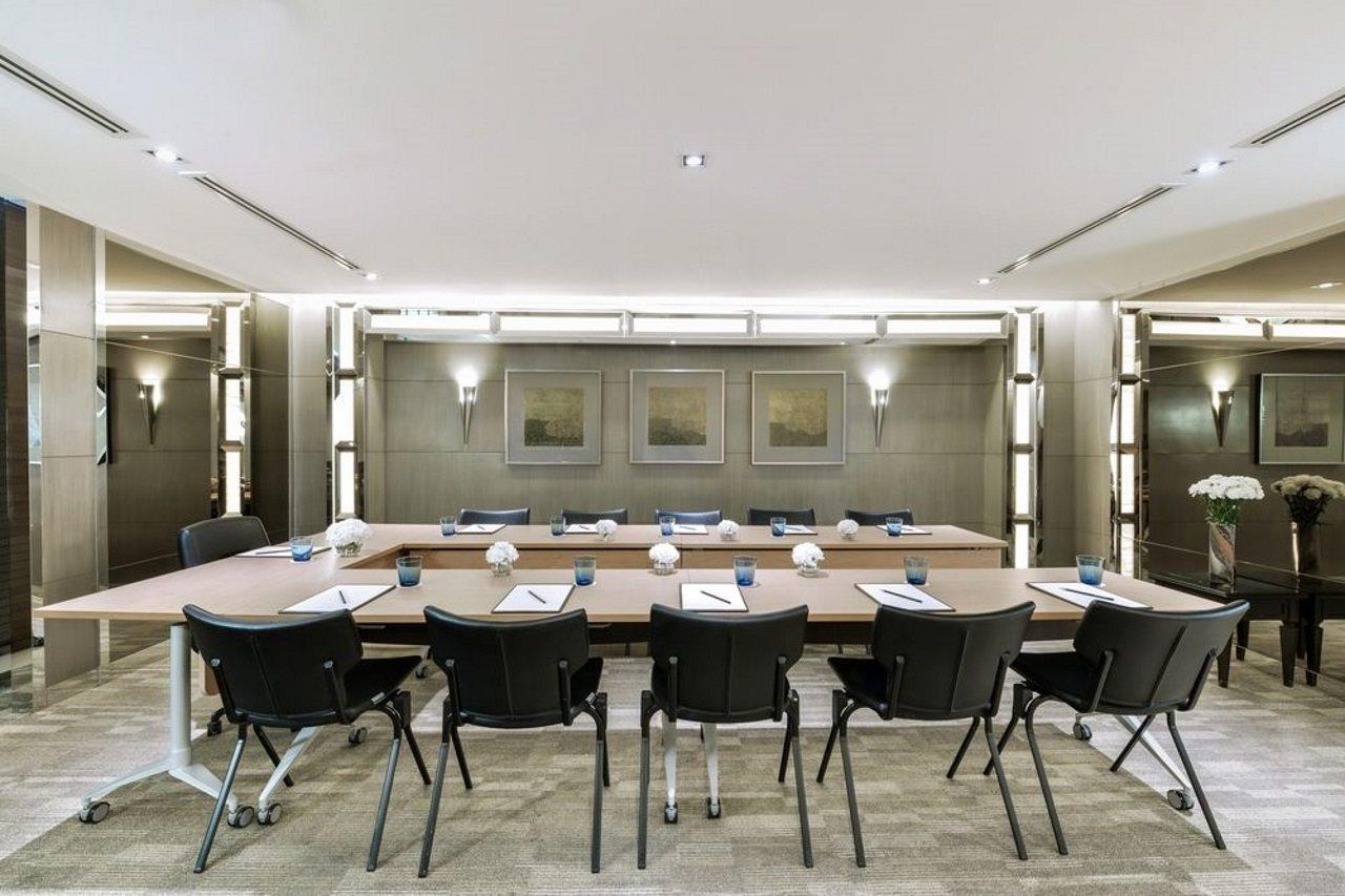 Hotel Centre Point Chidlom 4*