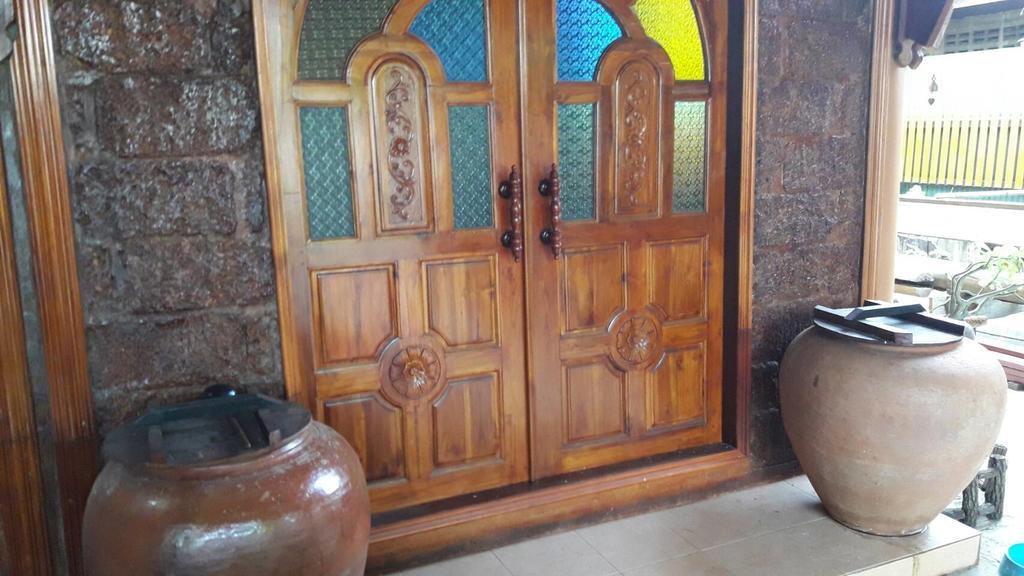 Fahsai Antique Homestay Near Brt Homestay Bangkok