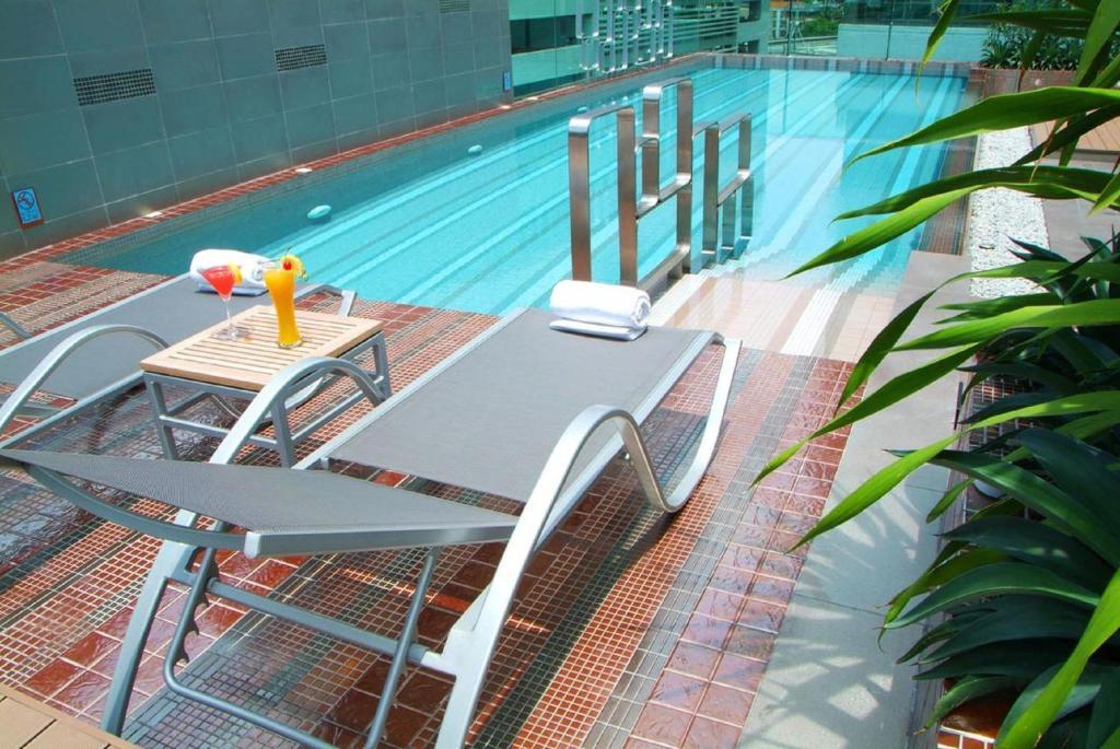 Amora Neoluxe Hotel