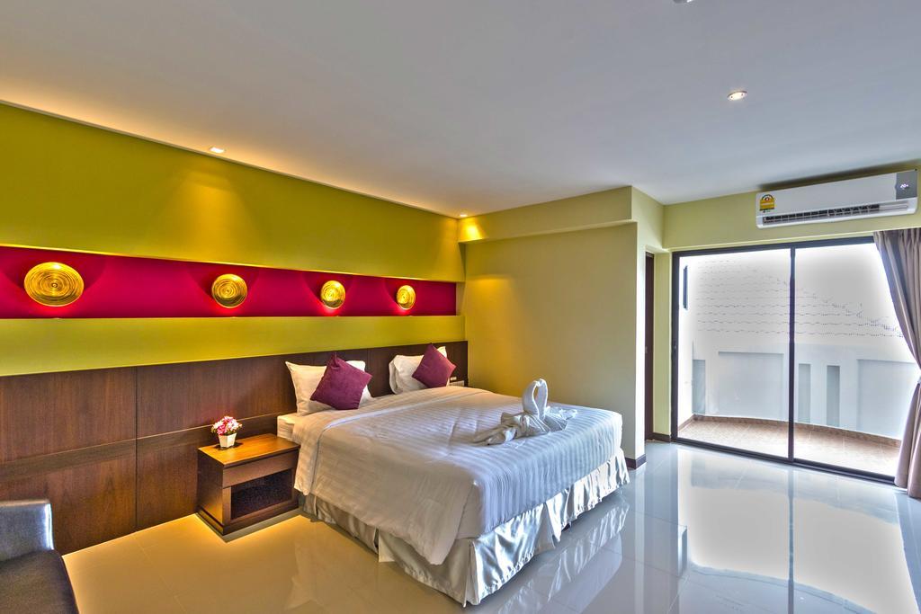 Chateau De Sukhumvit Aparthotel 3*
