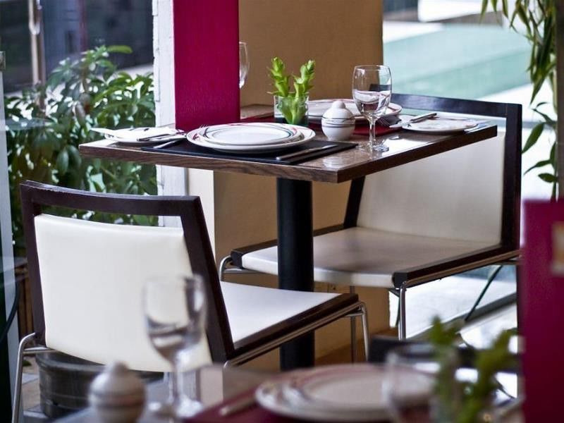 Seasons Siam Hotel 4*