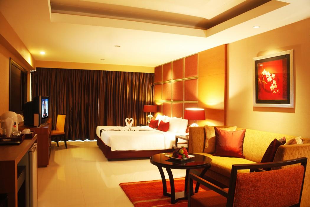 Hotel Furama Silom 4*