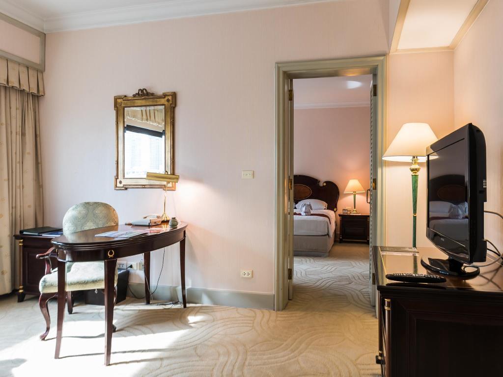 Evergreen Laurel Hotel