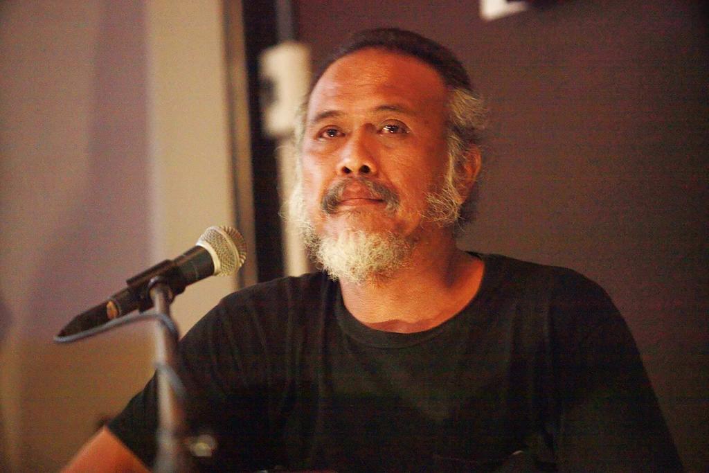 Pyat Music And Artel Wisma tamu