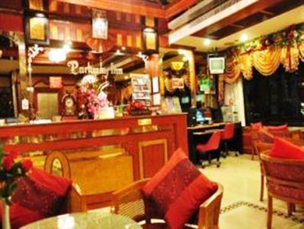 Inn Parkway 3*