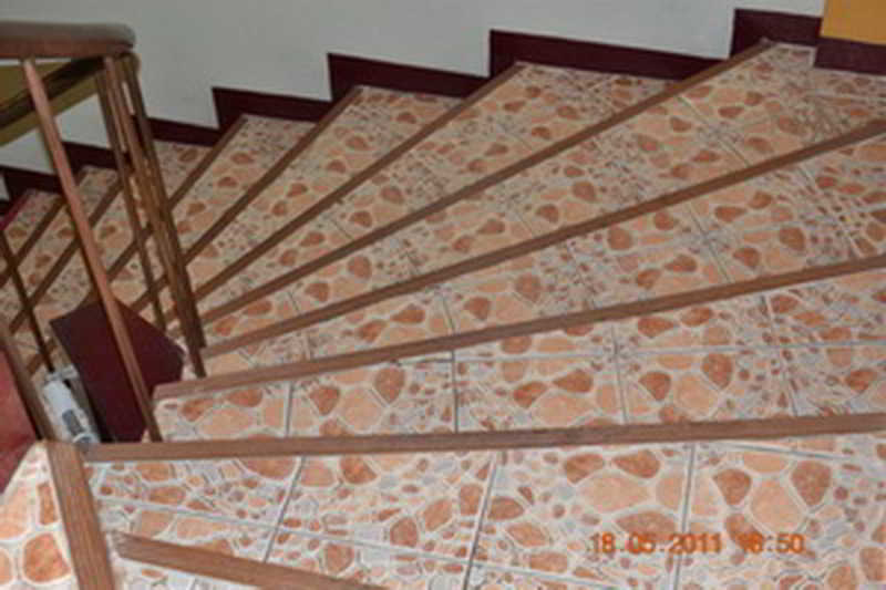 At Rumah tetamu Bangkok