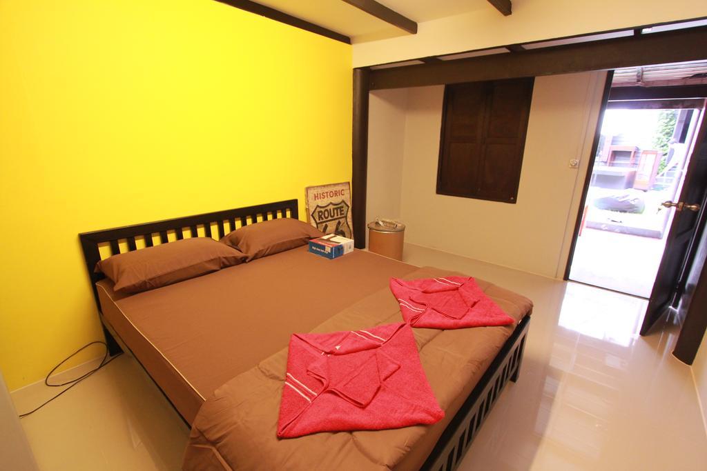 Viman Hostel *