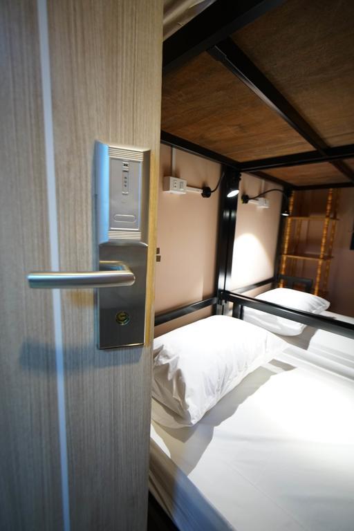 Urban Hostel *
