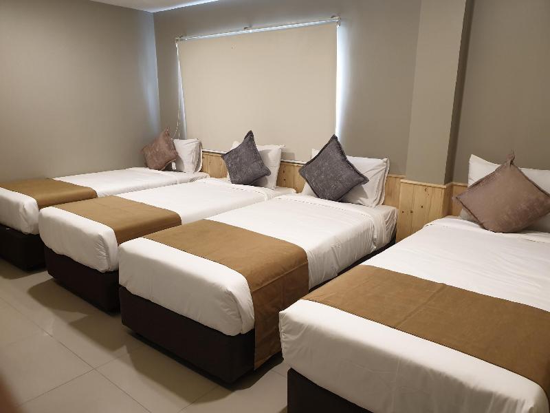 Grand Alpine 3* Banguecoque