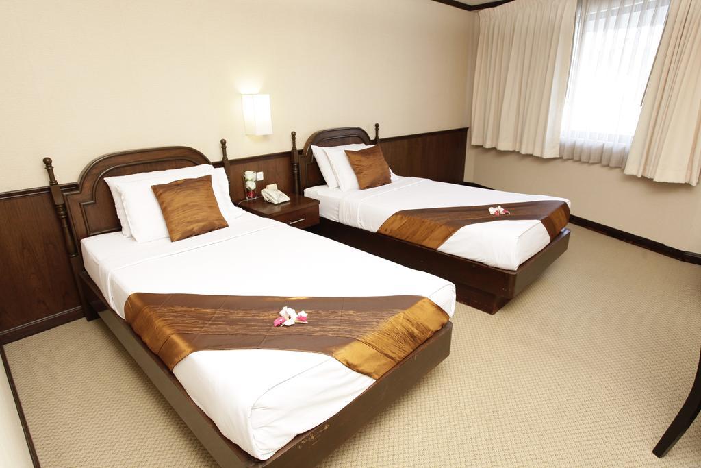 Mido Hotel