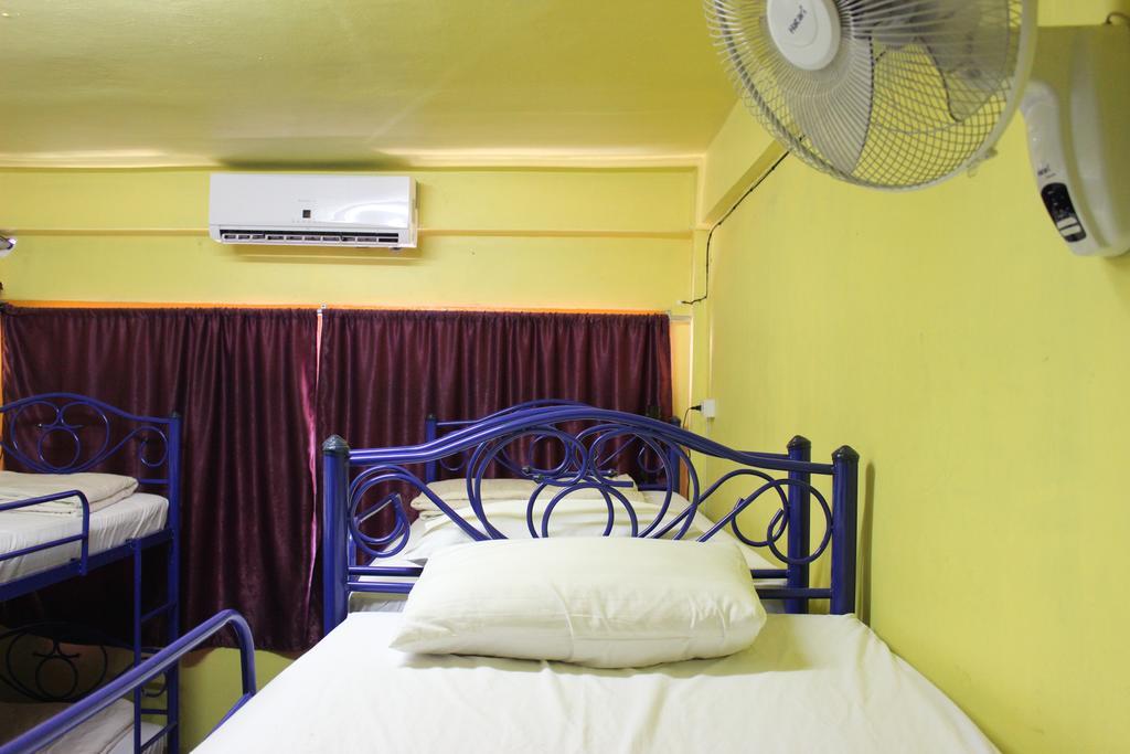 Hug Hostel