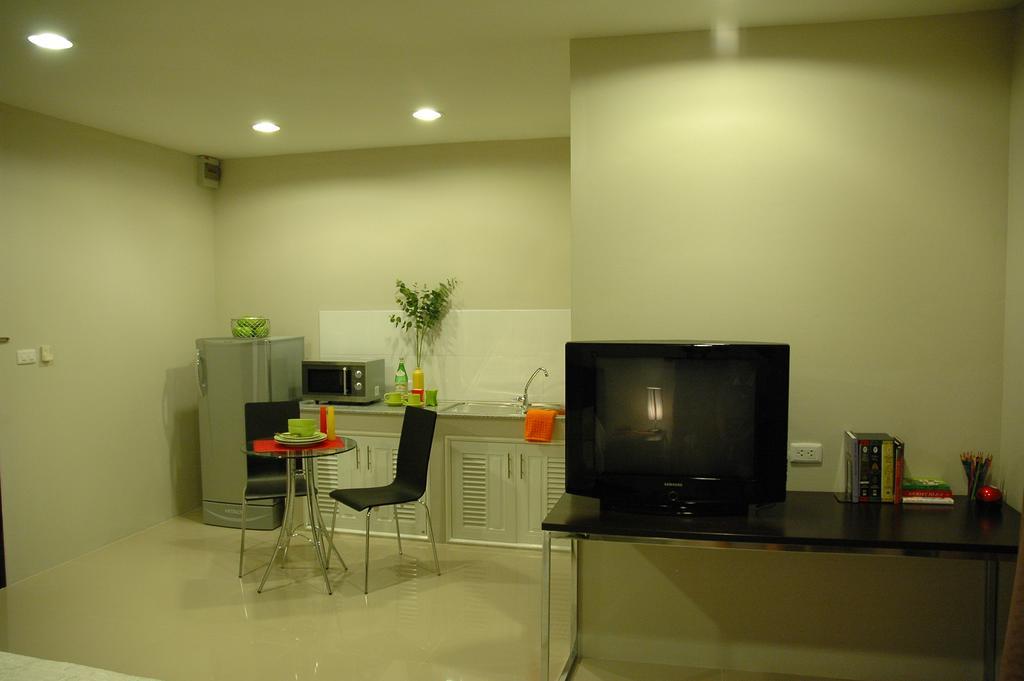 Living Bangkok