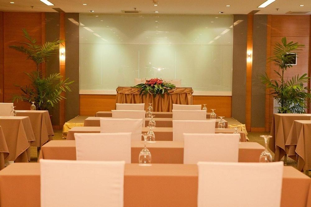 Clef - Sha Plus Hotel Bangkok