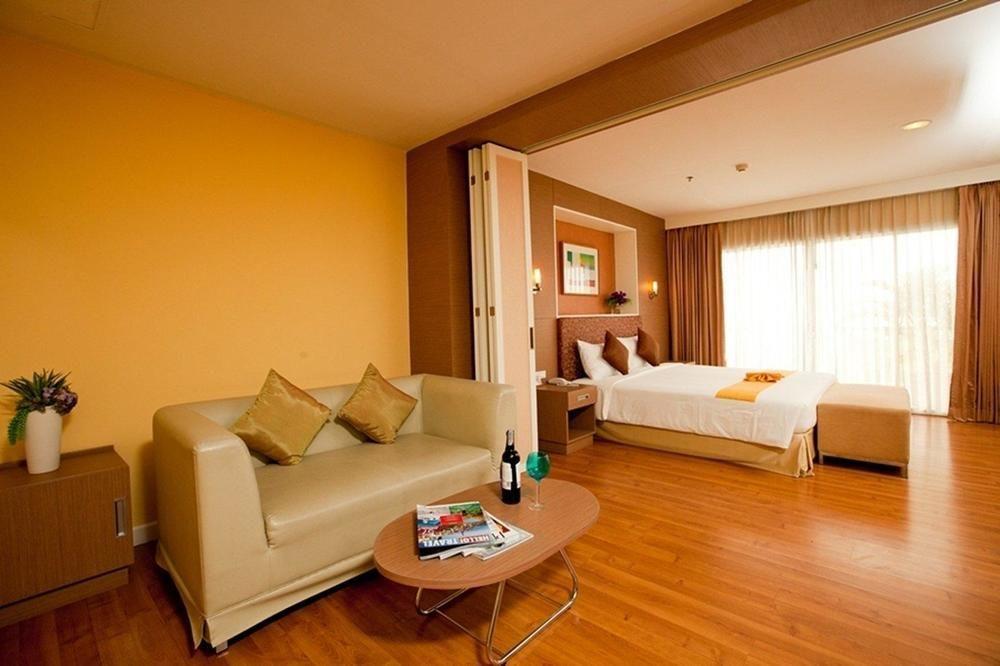 Hotel Clef - Sha Plus Bangkok