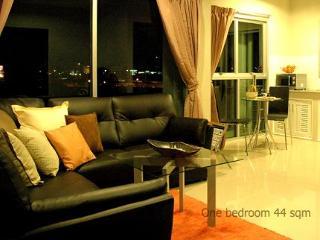 Aparthotel Living 3*